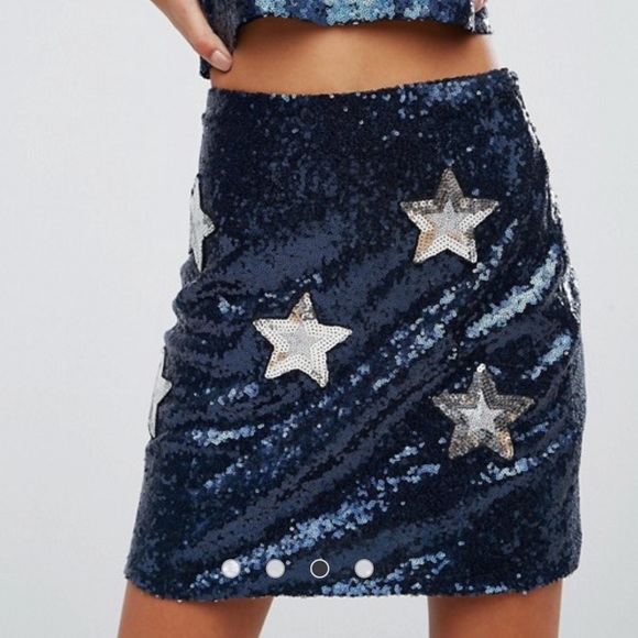 Boohoo Dresses & Skirts - Boohoo blue sequin star mini skirt